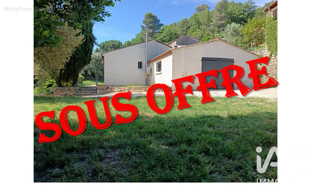 Photo 1 - Maison à SAINT-JULIEN-DE-PEYROLAS