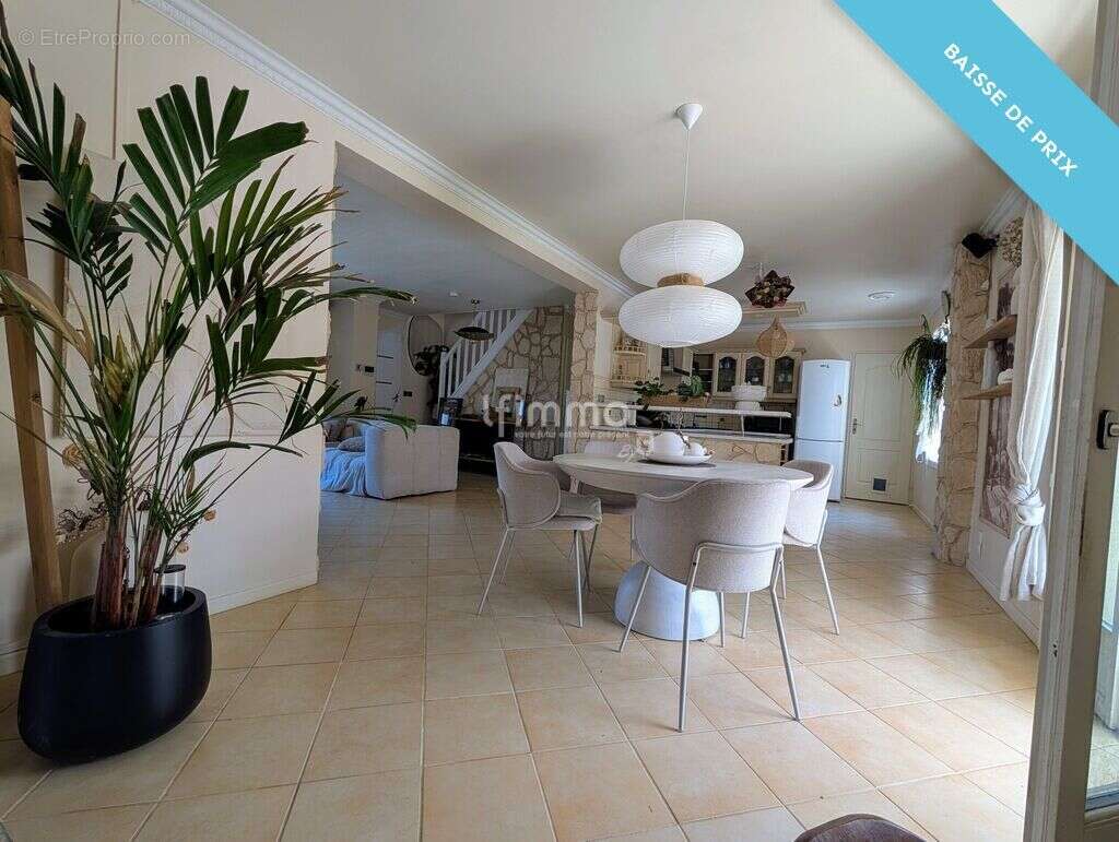 Maison à ROZAY-EN-BRIE