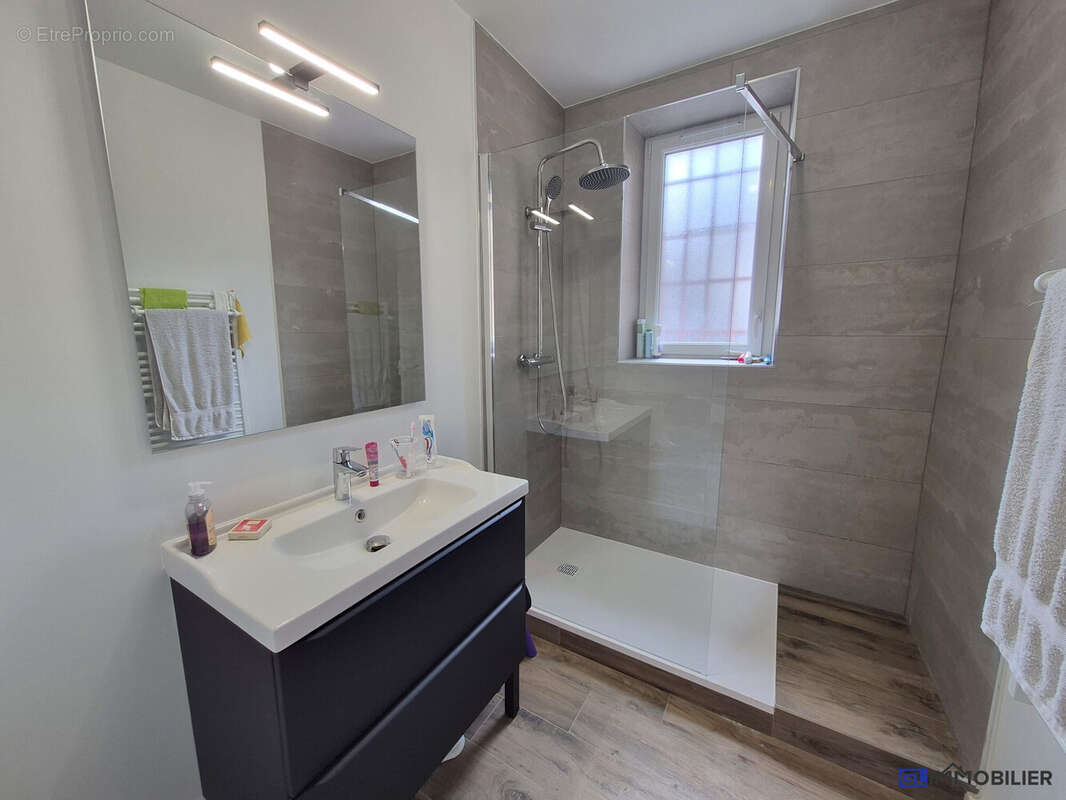Appartement à FALAISE