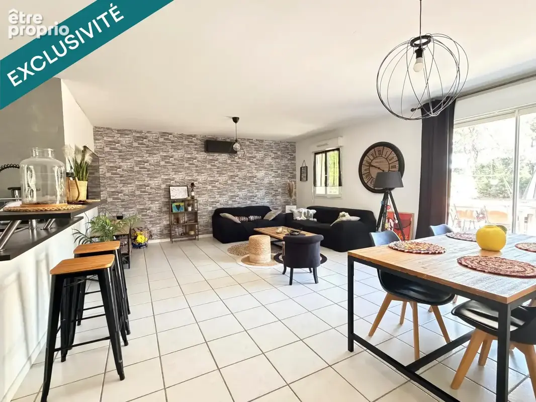 Photo 1 - Maison à BUSSAC-FORET