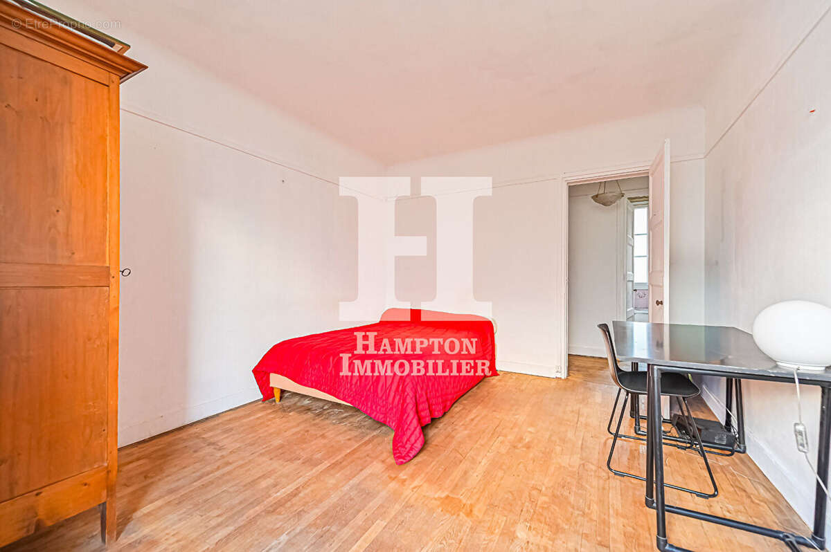 Appartement à PARIS-14E