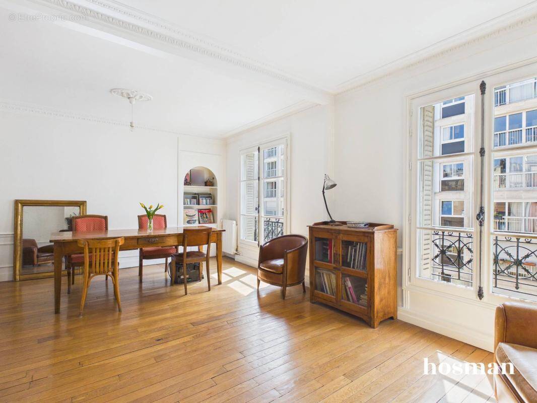 Appartement à PARIS-19E