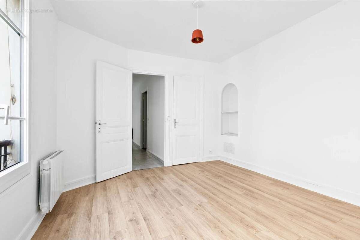 Appartement à PARIS-9E