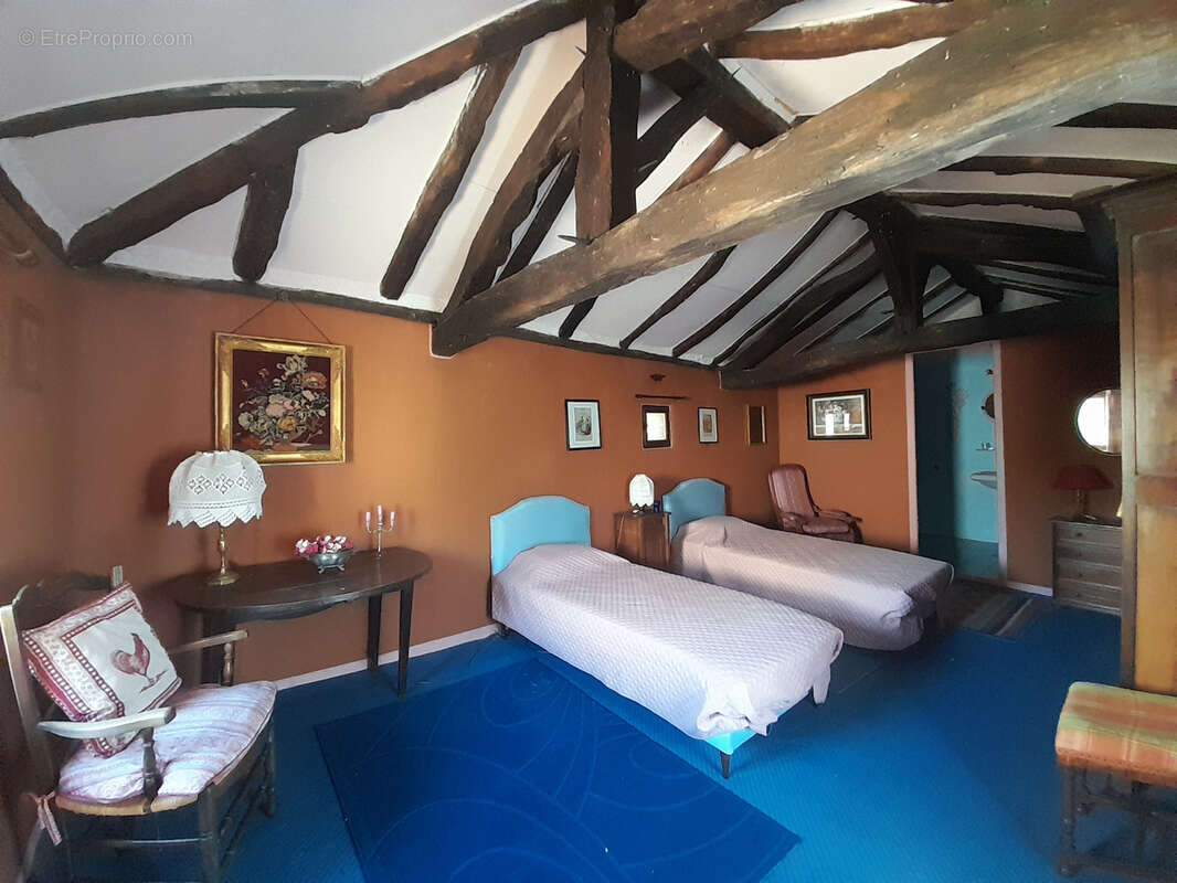 Maison à BRASSAC
