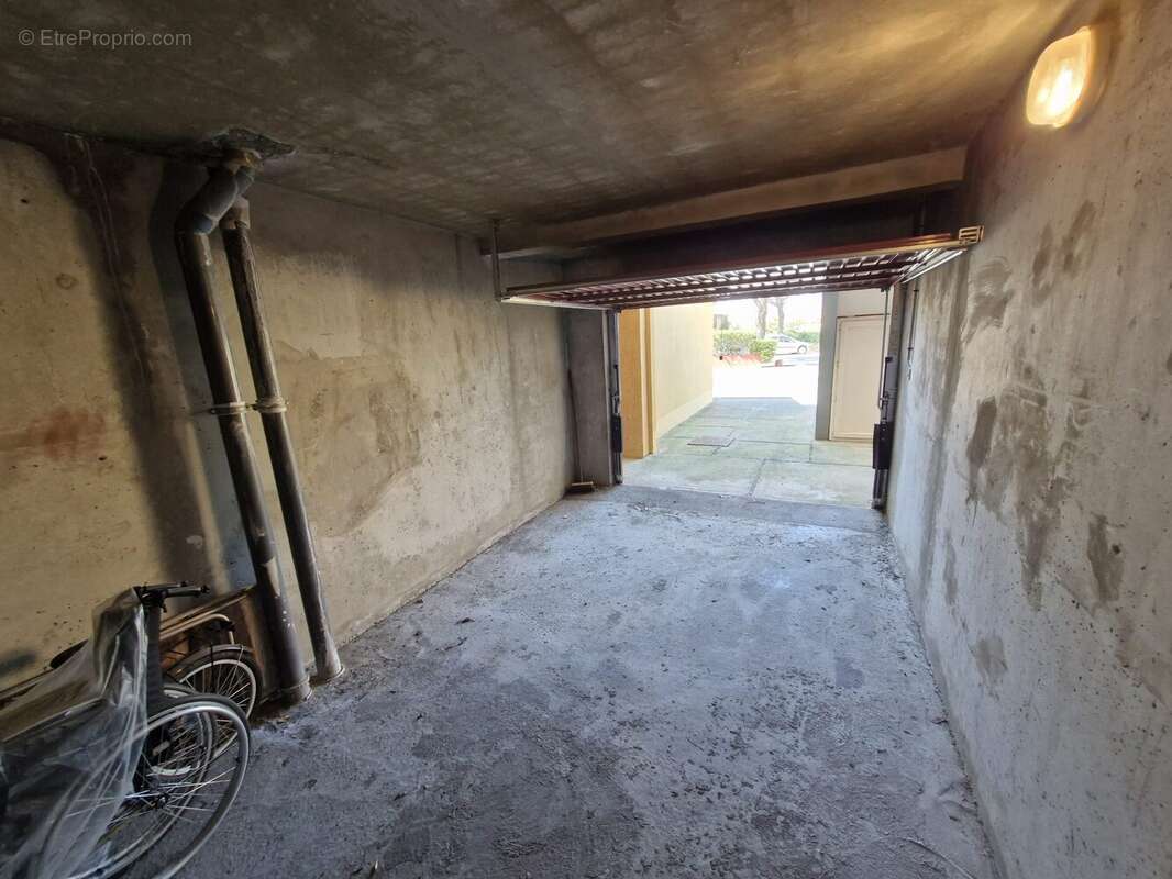 Parking 16 m² à Le Barcares  - photo 3
