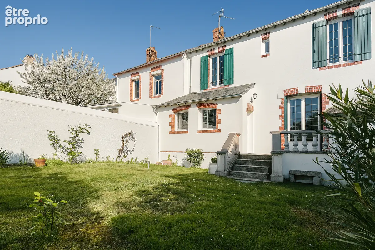 Maison à LE POULIGUEN