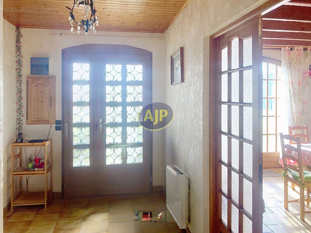 Maison à GRAYAN-ET-L'HOPITAL