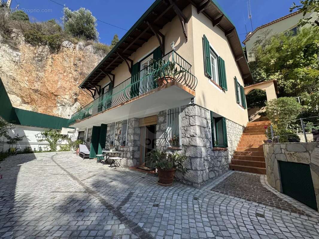 Maison à ROQUEBRUNE-CAP-MARTIN