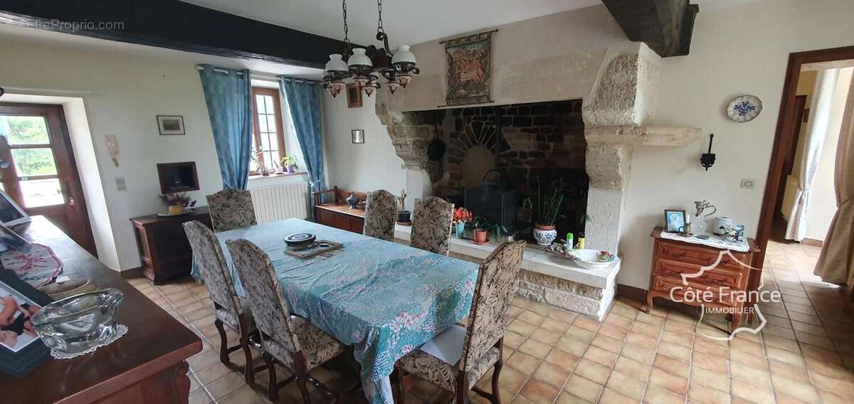 Maison à PICAUVILLE