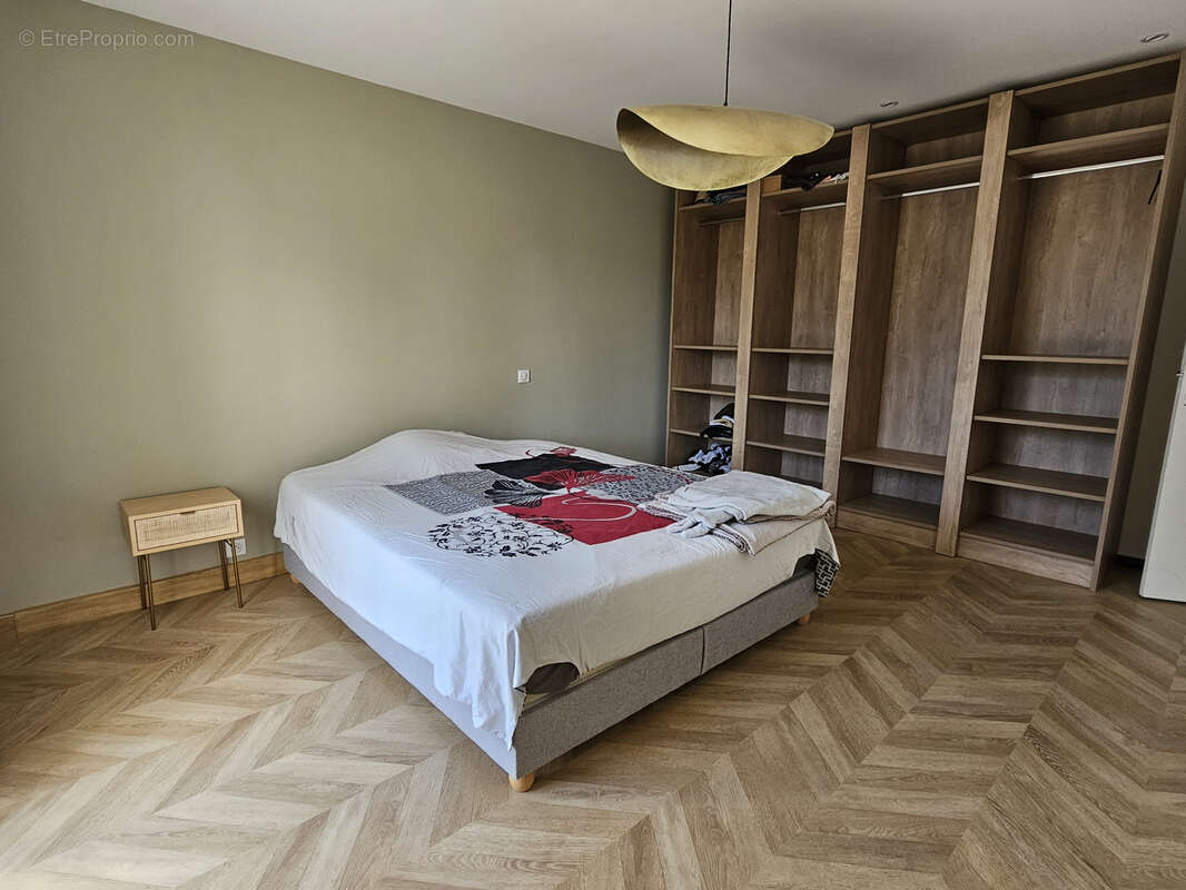 Maison à SAINT-VALLIER-DE-THIEY