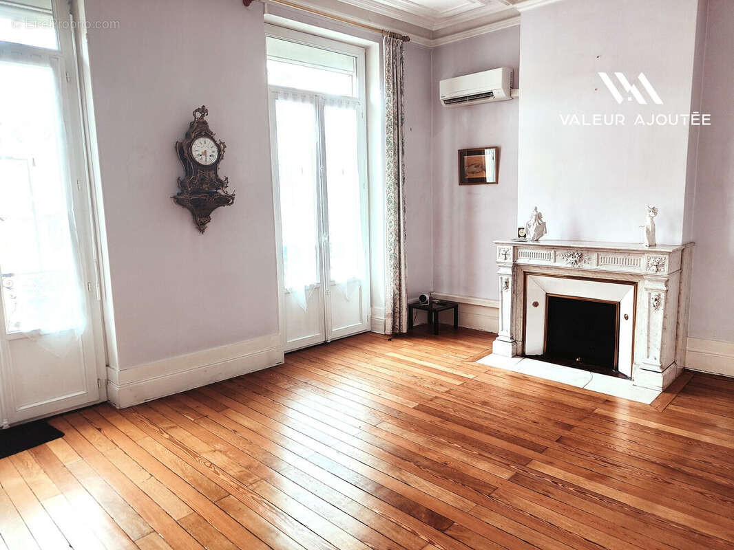 Appartement 116 m² à Bordeaux  - photo 2