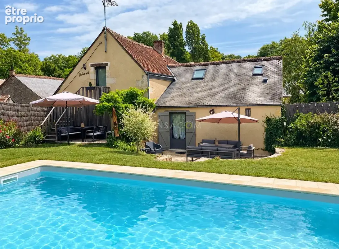 Vouvray  authentique longère rénovée avec piscine et gîtes - photo 13