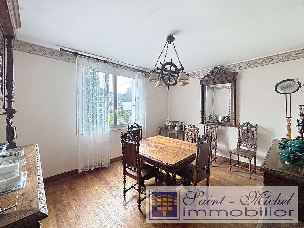 Appartement à QUIMPERLE