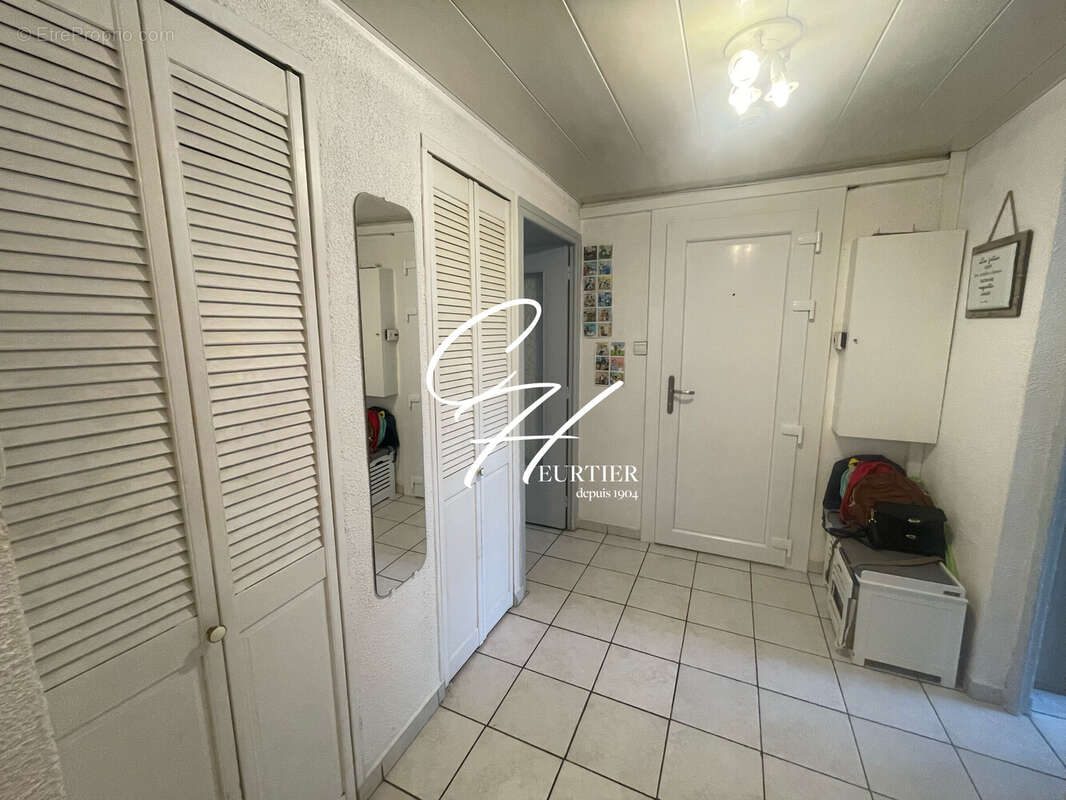 Appartement à CHAMP-SUR-DRAC