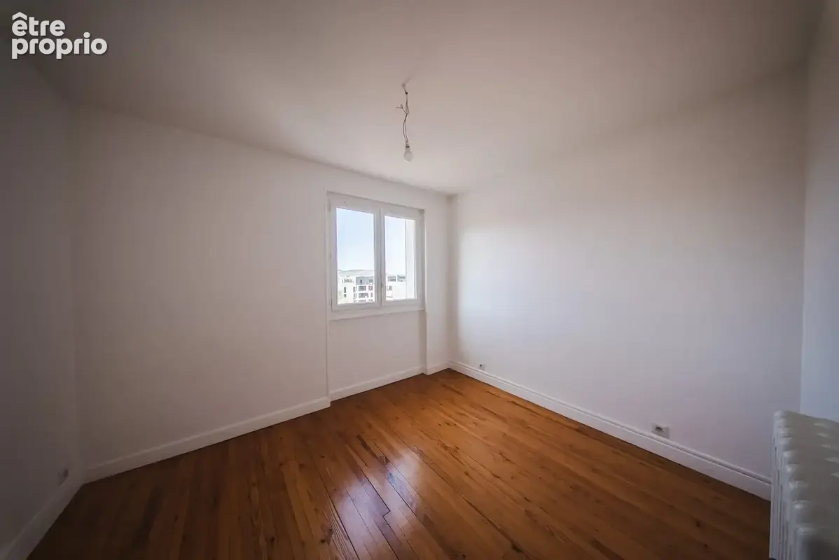 Appartement 4 pièces 69 m² à vendre à Clermont-Ferrand (63000) - photo 3