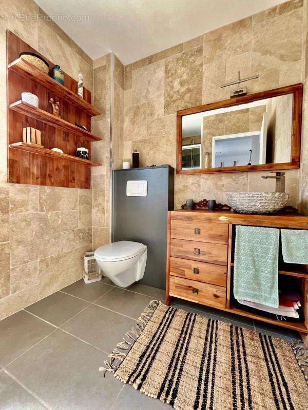 Maison à LES AVIRONS