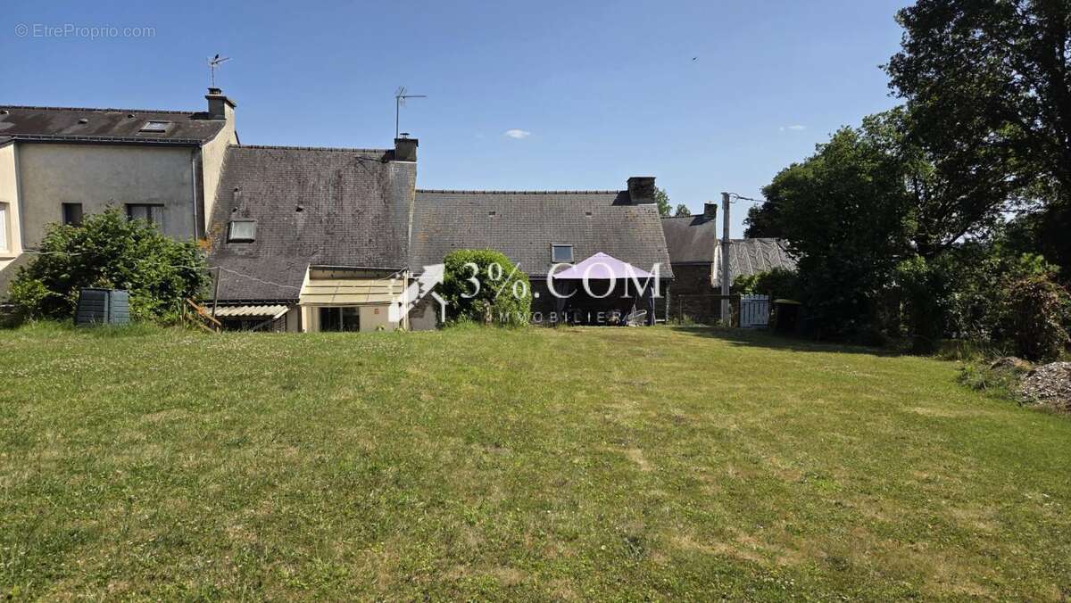 Maison à RUFFIAC