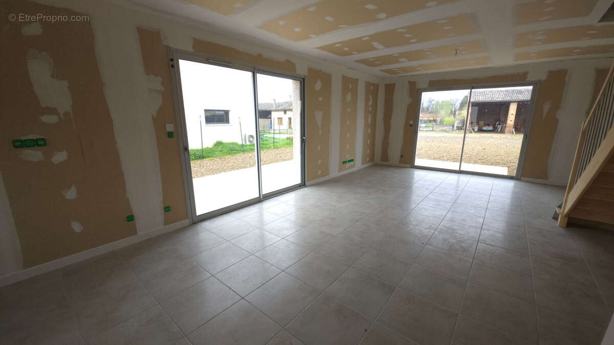 Maison à SAINT-JORY