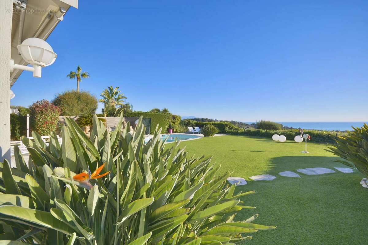 Maison à VILLENEUVE-LOUBET