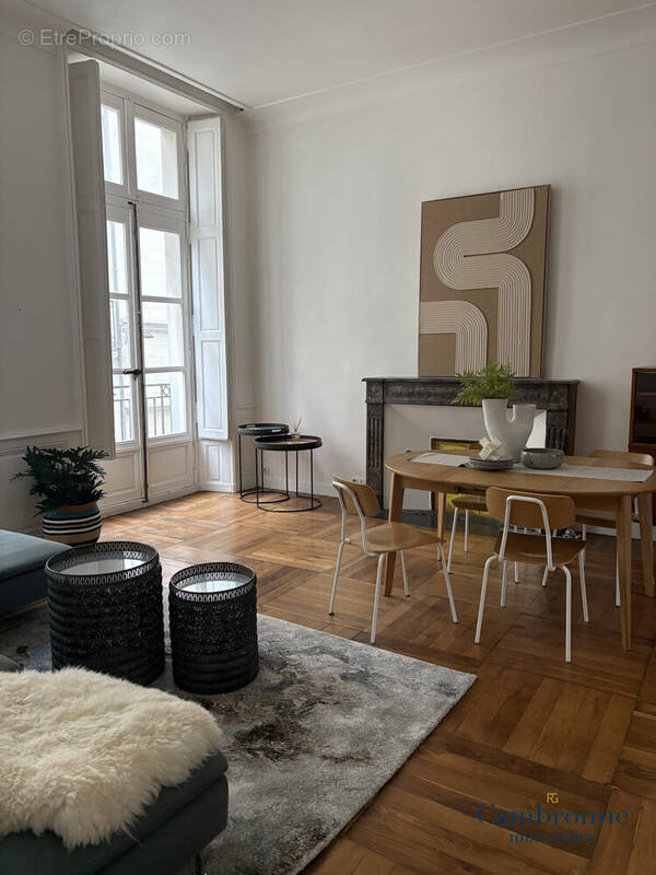 Appartement à NANTES