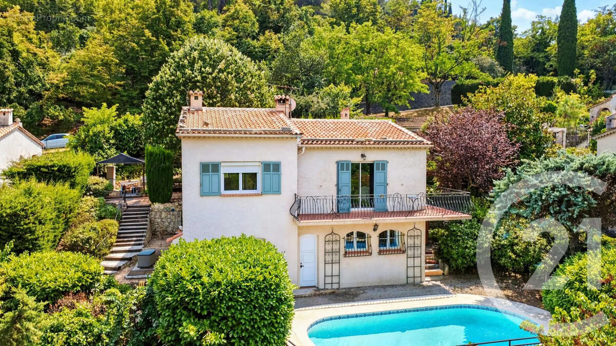 Maison 133 m² à Chateauneuf-Grasse  - photo 2
