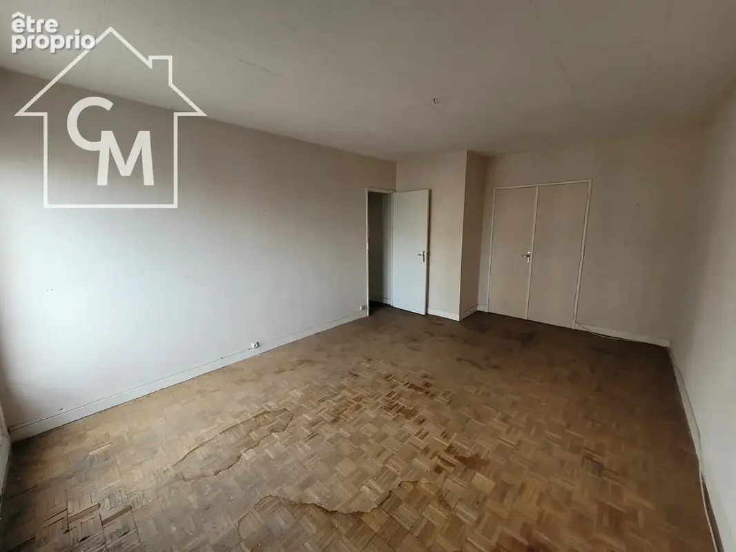 Appartement 2 pièces   Centre-ville de Châteauroux (Résidence Les Lys) - photo 2