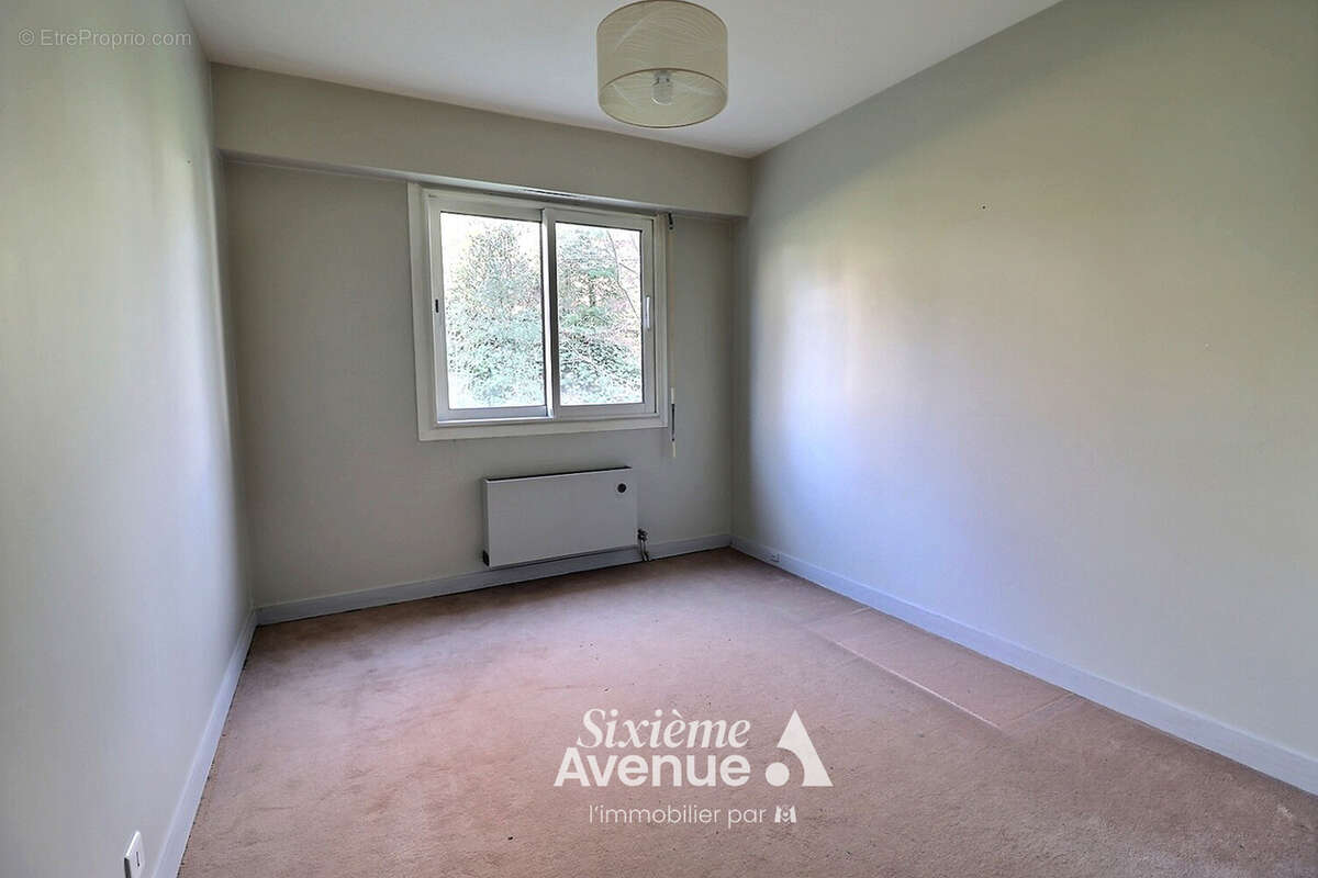Appartement à CHAVILLE