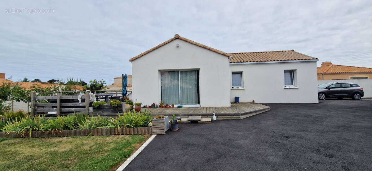 Maison à LA PLAINE-SUR-MER