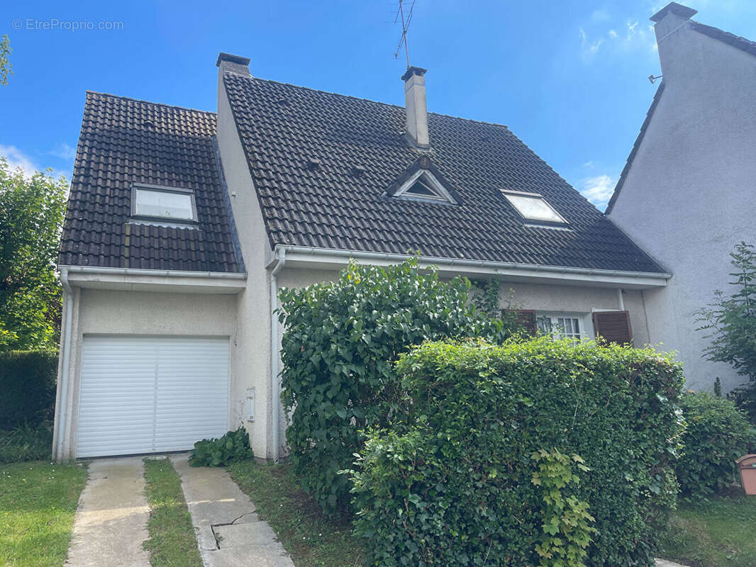 Maison à NERVILLE-LA-FORET