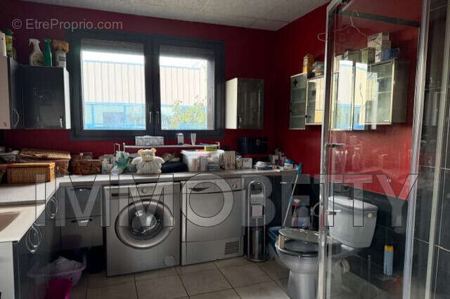 Maison 240 m² à Serres-Castet  - photo 8