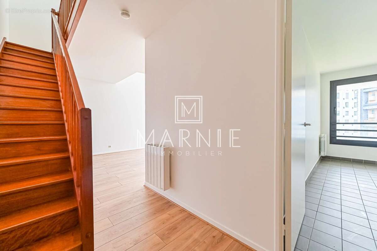 Appartement à PARIS-15E