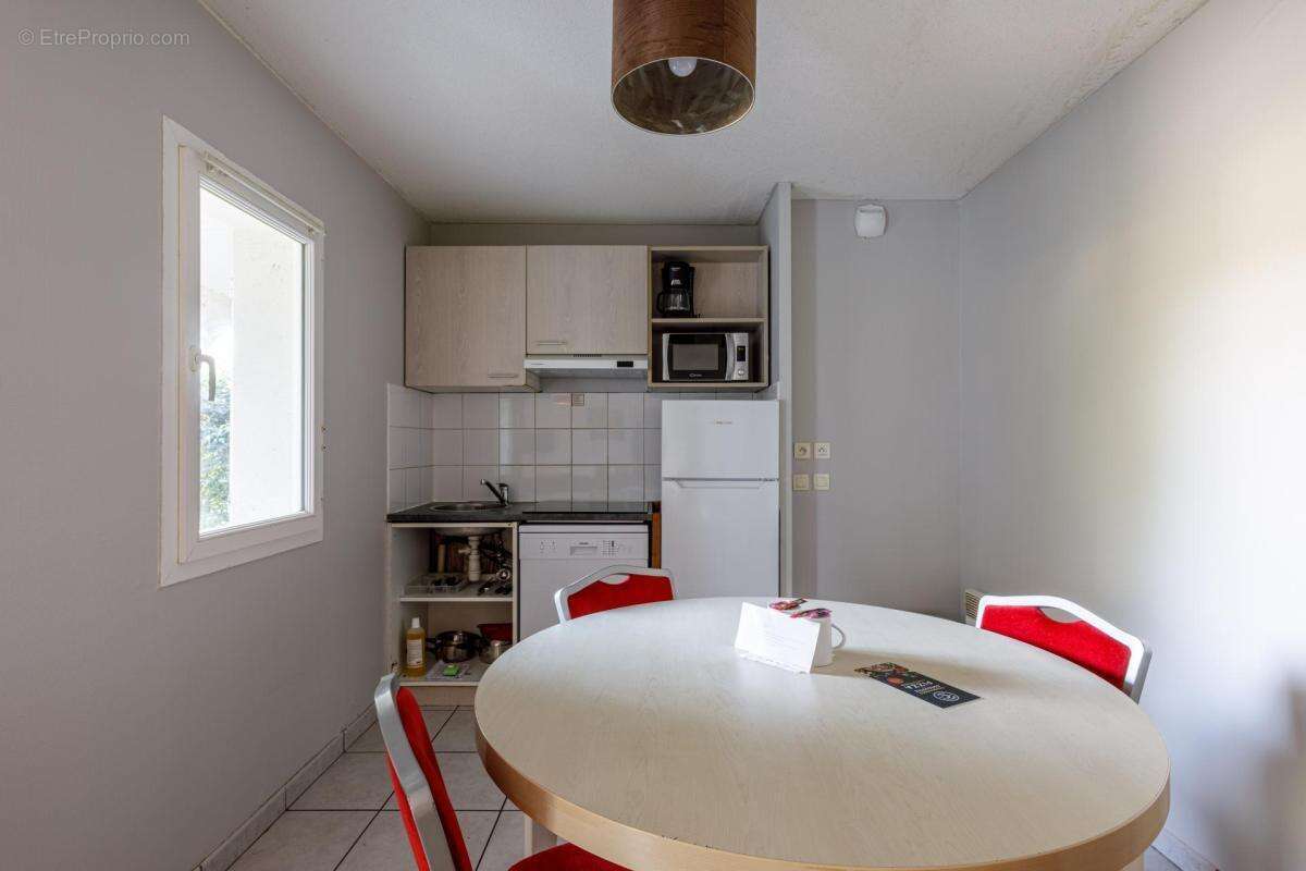 Vente appartement T3 - Résidence de tourisme  APPARTCITY à Saint-Jean-d'Illac - photo 7