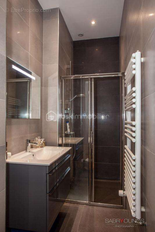 Appartement à PARIS-7E