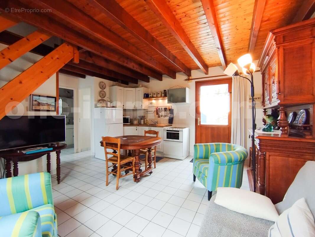 IMG_20260307_141502_edited - Maison à ARZON