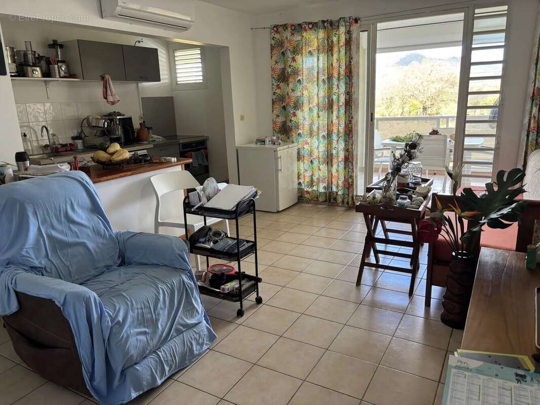 Appartement à SAINTE-LUCE