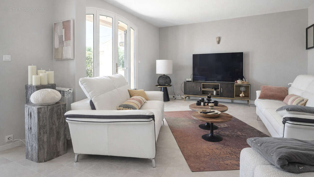 Maison à SIX-FOURS-LES-PLAGES