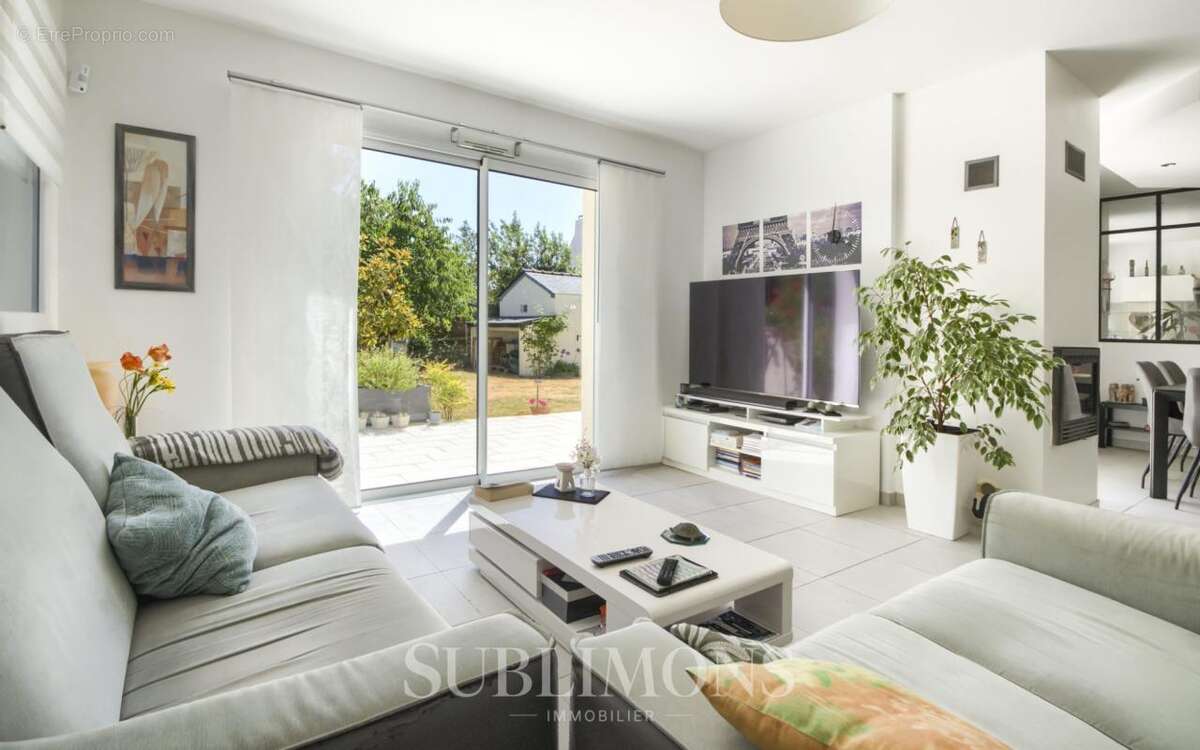 Saint-marc-sur-mer - maison contemporaine 140 m² - 4 chambr - photo 2