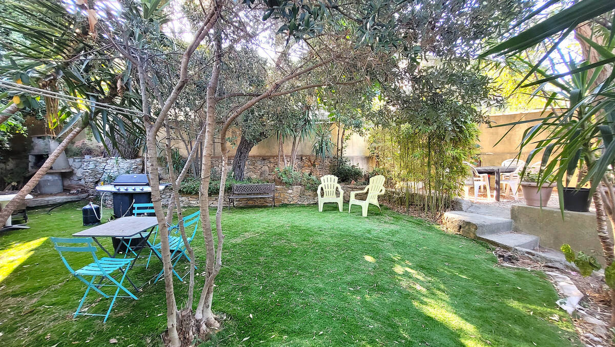 Maison à ENSUES-LA-REDONNE
