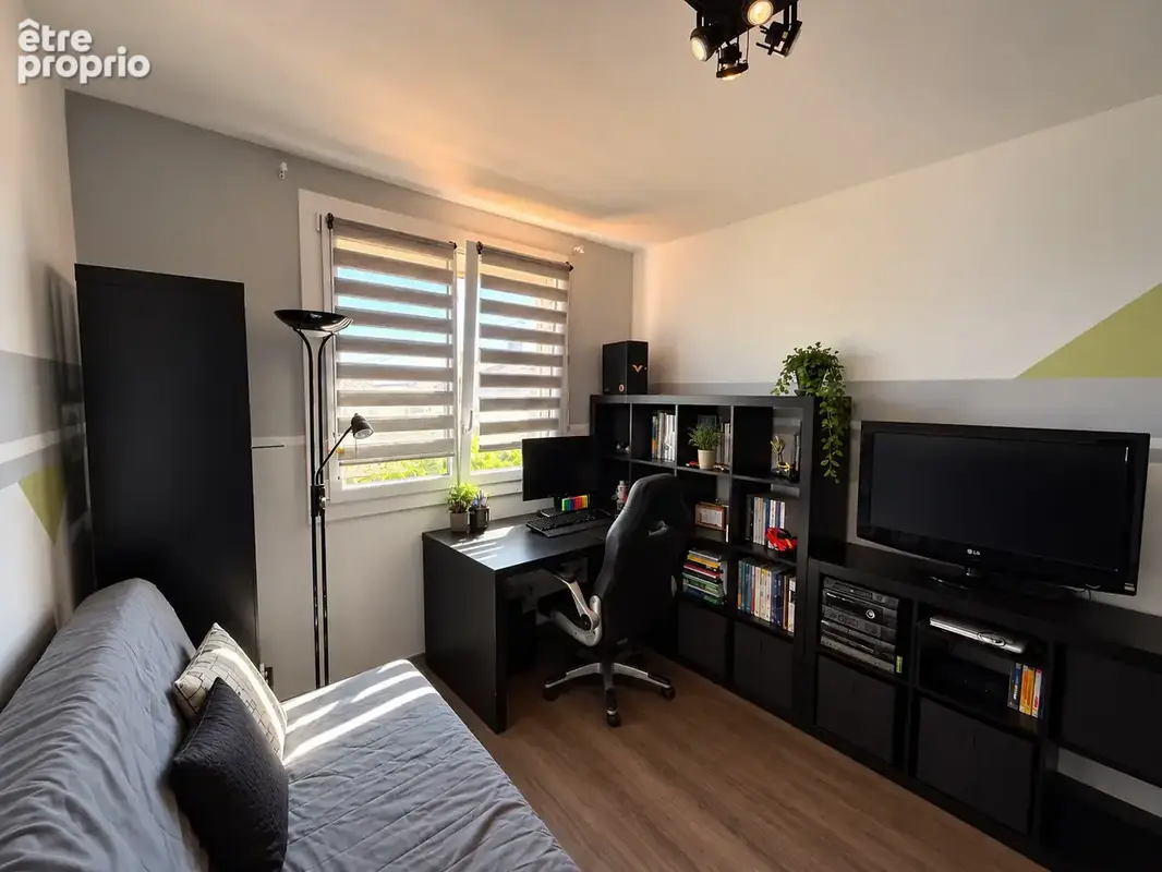 Charmante maison avec jardin, piscine et garage - photo 15