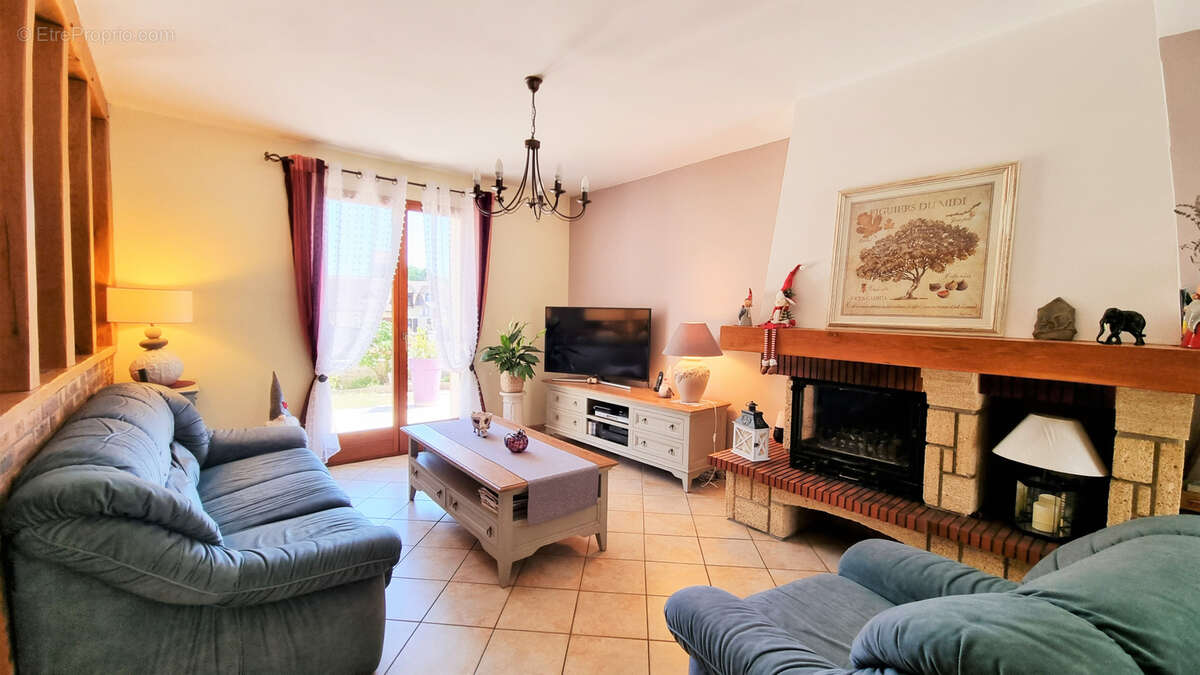 Maison à ABBEVILLE-LA-RIVIERE