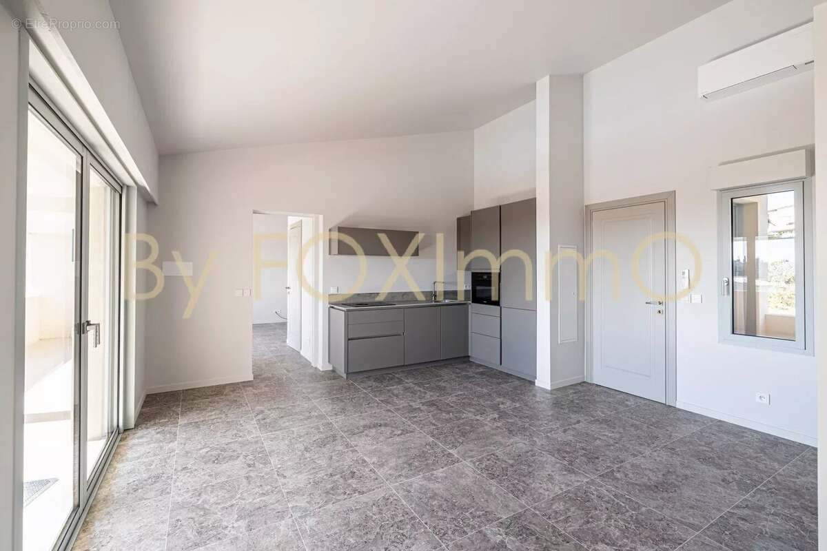 Maison à CAGNES-SUR-MER