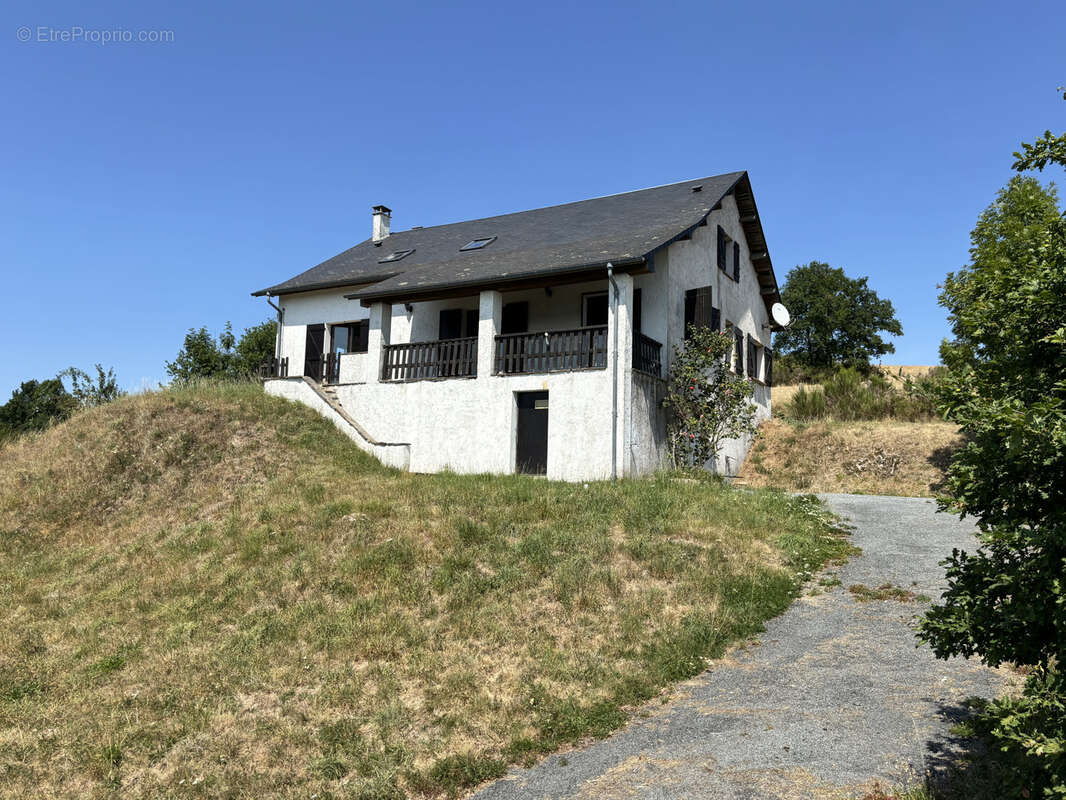 Maison à GOURDON-MURAT