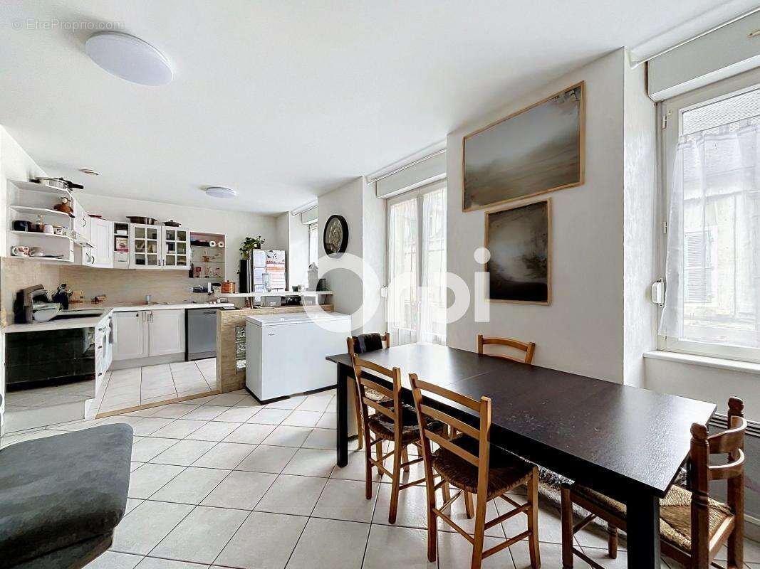 Immeuble de rapport - photo 2