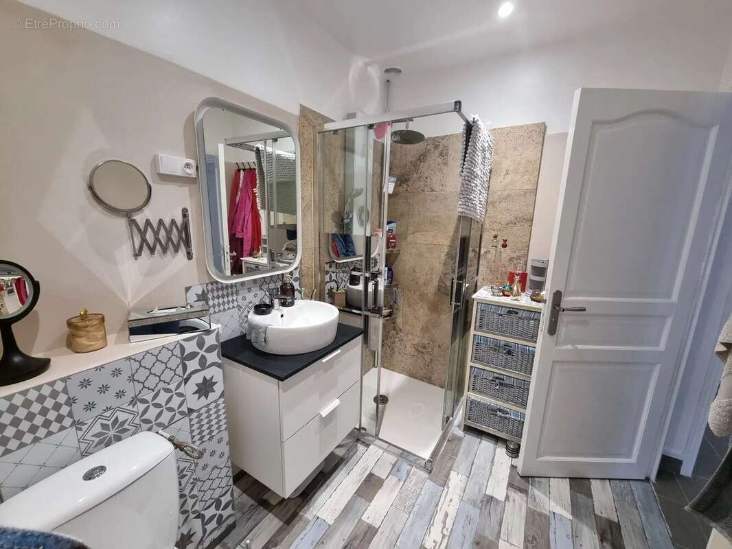 Appartement à GONFARON