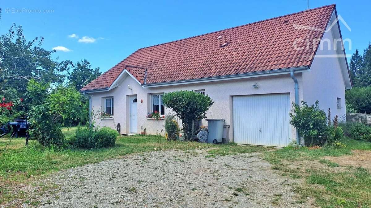 Maison à SAINT-ANDRE-LE-GAZ