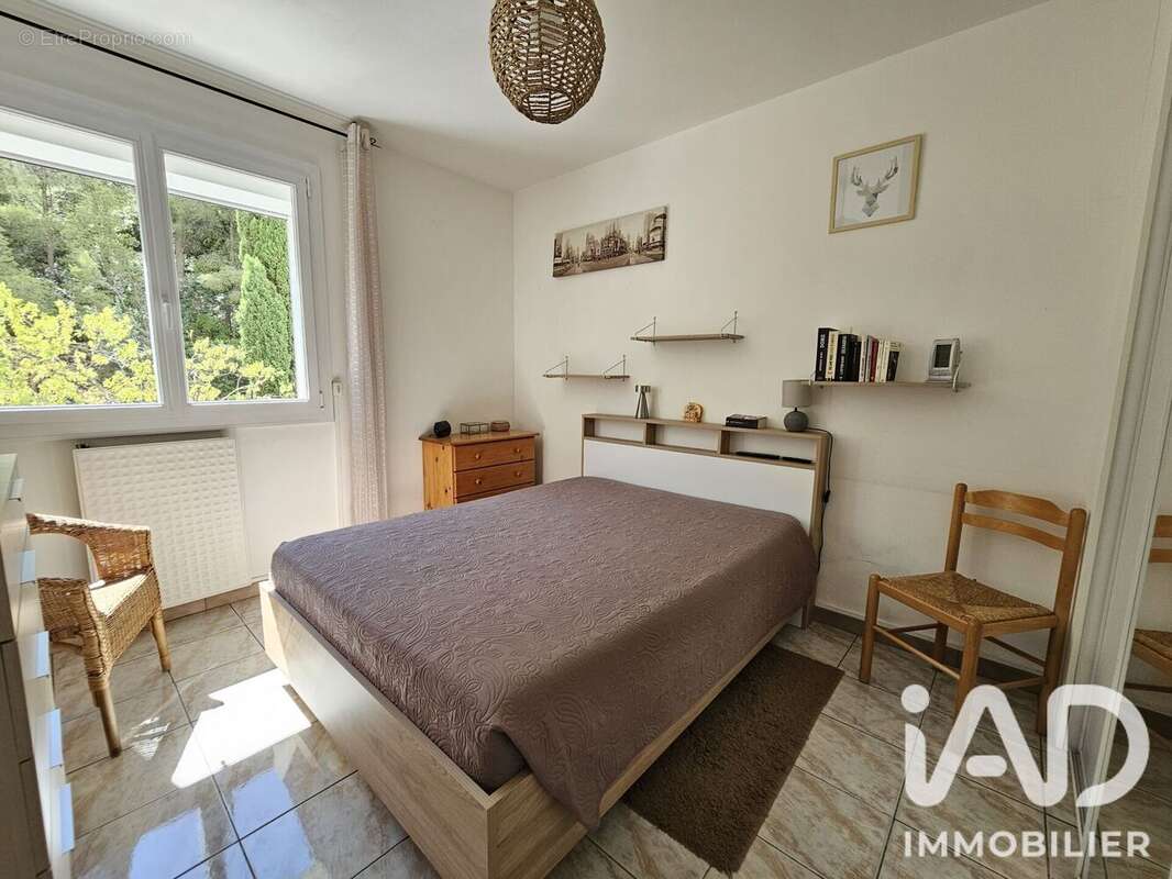 Appartement 79 m² à Marseille-9e  - photo 5