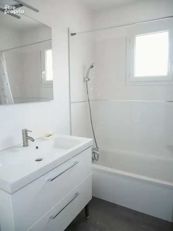 CESTAS Bourg maison récente à vendre 4 chambres centrée ref 2286 - photo 8