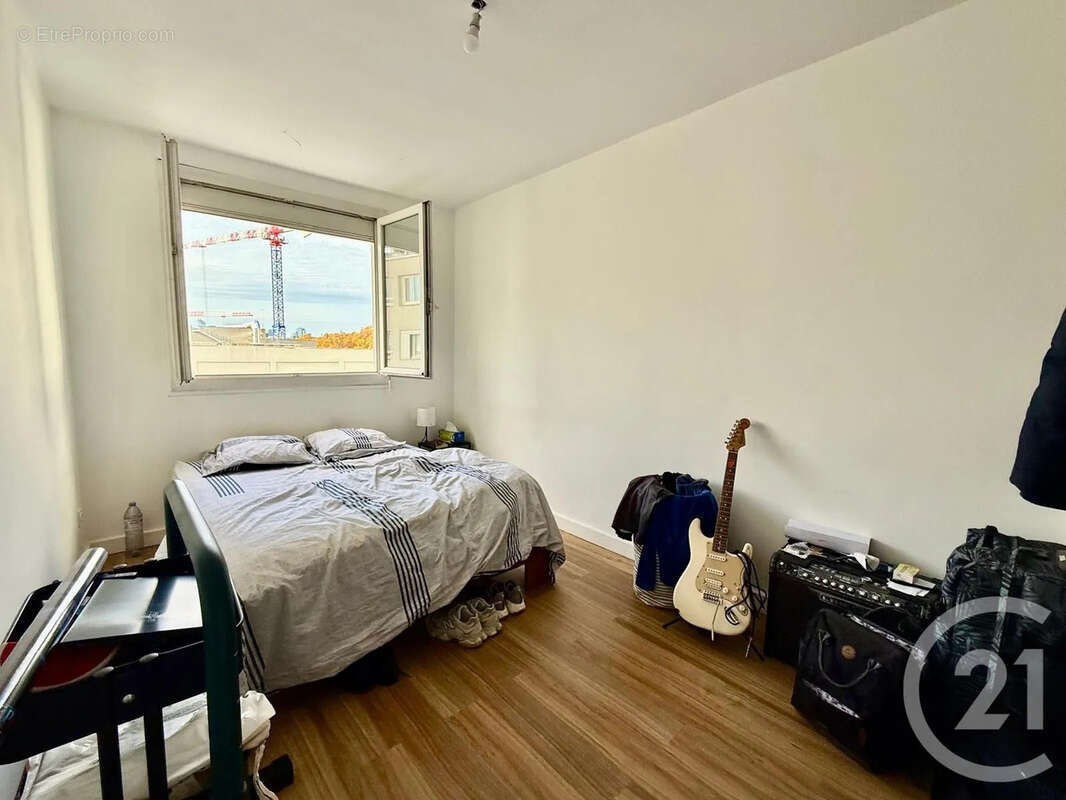 Appartement à CLICHY