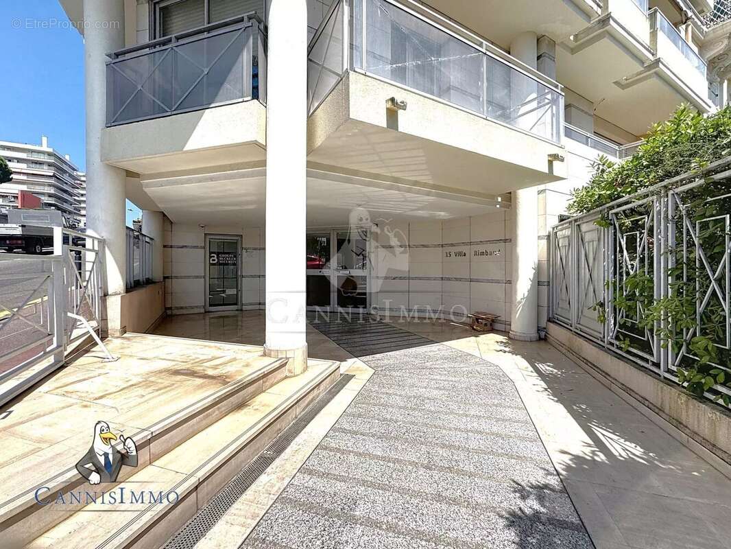 Appartement à CANNES