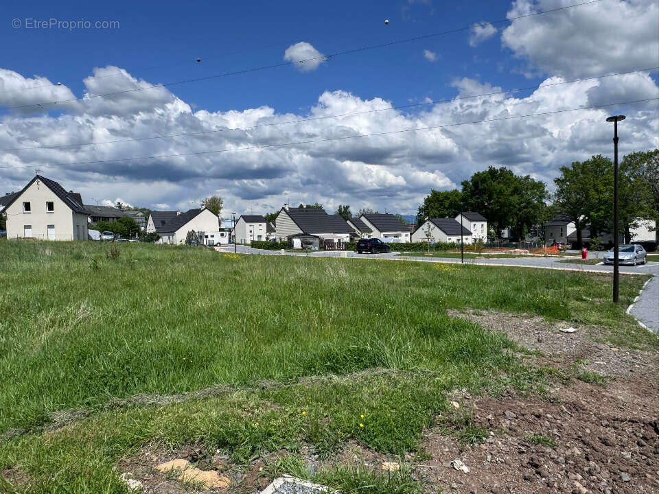 Terrain à NAUCELLES